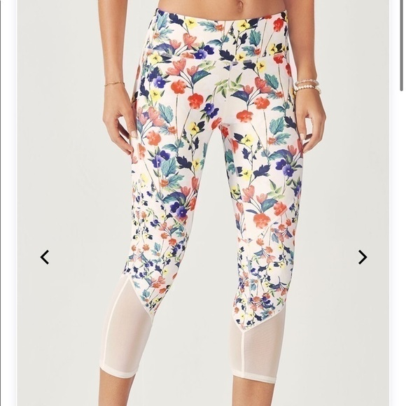 Fabletics Zone High-Waisted Capri - Picture 1 of 7
